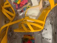 Colourful heels for 35€ / Bunte high heels für 35€ - Waltrop Zentrum