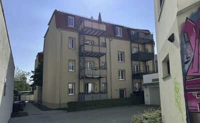 Ihre Kapitalanlage * Dresdner Neustadt - Hinterhaus * gemütliche 3-Zi.-Whg. im DG mit Balkon