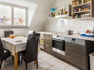 Helles Wohnjuwel in der ersten Etage: Geräumige 4-Zimmer-Wohnung mit zwei Bädern und Stellplatz - Obertshausen