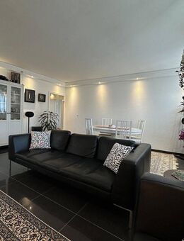 PROVISIONSFREI - Helle 3-Zimmer-Wohnung mit Stellplatz - Kaarst