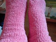 Kuschel müffel Socken in rosa - Emden Zentrum