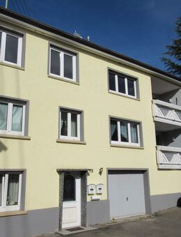 großzügige 5 Zimmerwohnung inkl. Garage u. Stellplatz in Aach zu vermieten! - Aach (Baden-Württemberg)