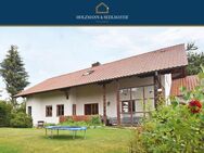 ***Reserviert*** Chance für Kapitalanleger: Ruhig gelegenes Zweifamilienhaus in Velden - Velden (Regierungsbezirk Niederbayern)