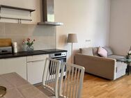Spacious & Renovated Altbau Apartment in the Heart of Kreuzberg Empty! - Berlin