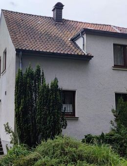 Mit großem Garten und Garage! Doppelhaushälfte in ruhiger Lage von Herten - Herten