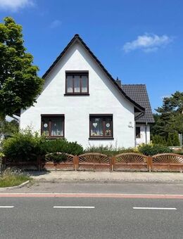 *Achtung Preisreduktion!* Große, gepflegte Doppelhaushälfte mit Stellplatz in Bremen-Blumenthal - Bremen