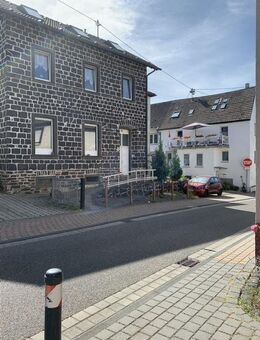 Wohnung sofort frei - Niederzissen