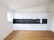 Designer-DG mit hohen Decken, toller Ausstattung und geräumigem Balkon - Traumwohnung im Erstbezug! - Königs Wusterhausen