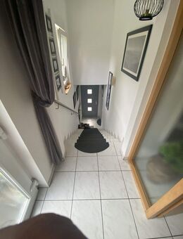 1 - 2 Familienhaus in ordentlichem Zustand - Altenglan