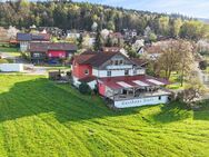 Geräumiges Zweifamilienhaus mit separatem Grundstück in Rimbach! - Rimbach (Regierungsbezirk Oberpfalz)