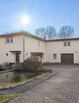 Gepflegtes großzügiges Einfamilienhaus mit Einliegerwohnung in Gützkow - Gützkow
