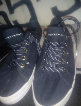 Tommy Hilfiger Sneaker Damen Schuhe Größe 38 - Kiel Wellingdorf
