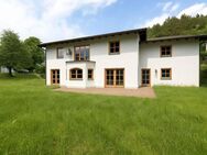 Großes, schönes Einfamilienhaus mit Garten und Garagen * in Steinalben - Steinalben