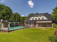 Wohnen mit allen Sinnen - Luxusvilla in Boostedt mit Pool und großem Garten - Boostedt