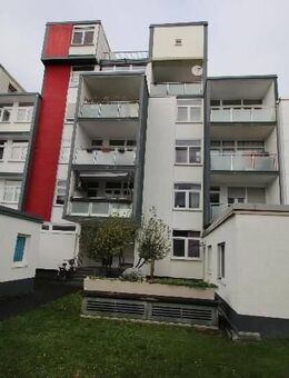 Sanierte seniorengerechte 3 Zimmer 84 m² Eigentumswohnung Erdgeschoss Gartennutzung Tiefgarage - Bonn