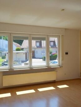 !!Auf Zeit!! 3 Zimmer EG-Wohnung mit Einbauküche, Gartennutzung in Aalen zu vermieten - Aalen