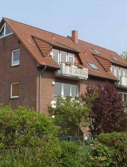 Helle 2-Zimmer-Dachgeschosswohnung in zentraler Lage von Wiefelstede! - Wiefelstede