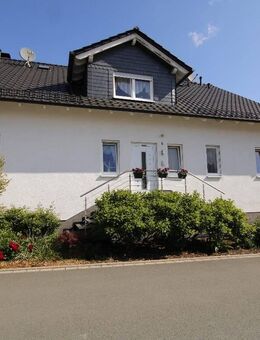 Hier fühlt man sich direkt Zuhause - Attraktives Zweifamilienhaus - Arnsberg