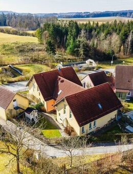 Absolute Flexibilität: Mehrgenerationen - Investoren - Wohnen plus Kapitalanlage! - Hemau