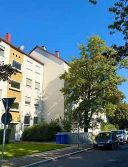 Gut geschnittenen 3 Zimmerwohnung, sehr gut WG geeignet mit viel Grün im Umfeld, perfekt zur Innenstadt - Nürnberg