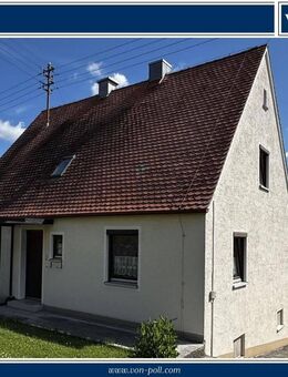 Einfamilienhaus mit Garage auf großem Grundstück in Harburg - Harburg (Schwaben)