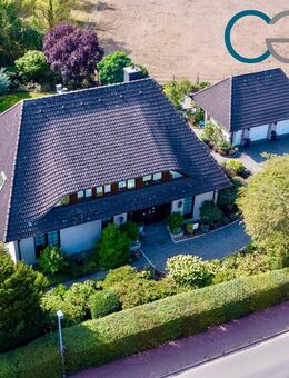 Traumvilla in Holtorf: Parkähnliches Grundstück, Doppelgarage, über 400 m² Wohnfläche! - Nienburg (Weser)
