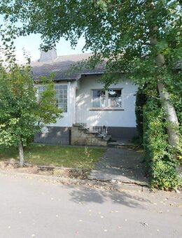 Wohnen auf einer Ebene - Bungalow in Daseburg - Warburg (Hansestadt)