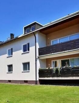 Schöne renovierte Eigentumswohnung DG, ohne Makler - Weiden (Oberpfalz)