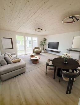 Elegantes 6-Zimmer Reihenmittelhaus in Neckartailfingen - Exklusives Wohnen mit Stil und Komfort - Neckartailfingen