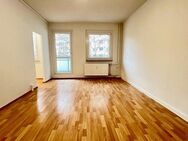 Ansprechende, familienfreundliche 3-Zimmerwohnung mit Balkon ab sofort! - Dresden