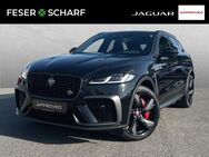 Jaguar F-Pace, 4.4 SVR P550 Meridian Finanz, Jahr 2021 - Hallstadt