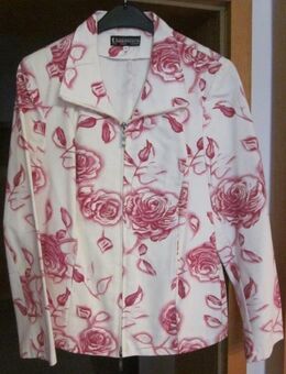 Gr. 40/42: 3 neue hochwertige Blazer + 2 nwtg. Blazer (Boutiqueware) - München