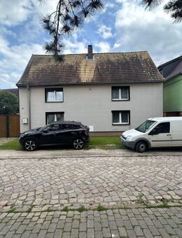 +++ Renovierungsbedürftiges Einfamilienhaus mit großen Grundstück in Großgörschen +++ - Lützen