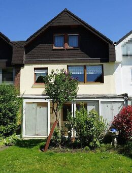 Reihenhaus mit wohnlich ausgebautem Dach, Wintergarten u. Garage in Lev.-Steinbüchel! - Leverkusen
