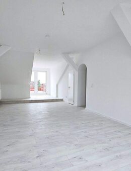 Über den Dächern von Köthen: Großzügiges Wohnen mit traumhafter Dachterrasse! - Köthen (Anhalt)