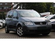 VW Touran 2.0 TDI Highline/Glasdach/Klima/Tempomat - Düsseldorf