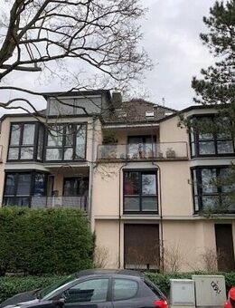 Hochwertige Dachgeschosswohnung mit Flair - Bonn