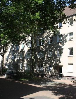 Bei VIVAWEST die Sonnenstrahlen auf dem eigenen Balkon genießen. - Duisburg