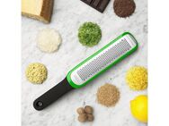 OXO Good Grips Zestenreißer, aus geätztem Edelstahl, für Zitronen und mehr