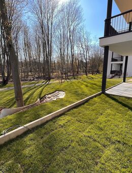 NEUBAU mit 5-Zimmern / 70m² WOHNEN / 2 x TERRASSEN / BLICK in den AUENWALD / KAMIN / 2 x TG-SP / ca. 7.000m² eingezäunter Gemeinschaftsgarten - Leipzig