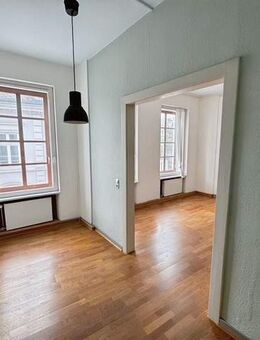 Altbaucharme mitten in Trier - Stilvolle 3 ZKB mit Dachterrasse. - Trier