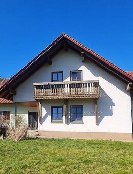 Gepflegtes Einfamilienhaus mit Einlieger-Wohnung -Direkt am Golfplatz LAUTERHOFEN - Lauterhofen