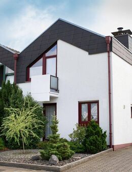 Ihr Rückzugsort mit Herz - top gepflegtes Haus mit Gartenparadies sucht neue Besitzer - Oberhausen