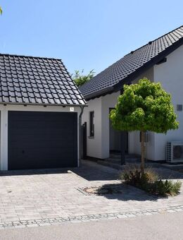 Freistehendes Einfamilienhaus mit traumhaftem Grundstück - Buchbach