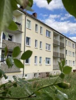 Vermietete 3-Raum-Eigentumswohnung mit Balkon in 02627 Wurschen zu verkaufen! - Weißenberg
