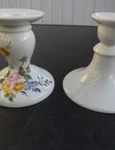 2 Porzellan Leuchter weiß+ handbemalt Kerzenständer Deko zus. 5,- in 24944