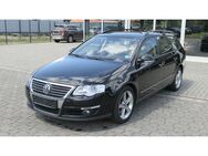 VW Passat Variant Sportline Business-Pake/Leder/AHK - Adelheidsdorf