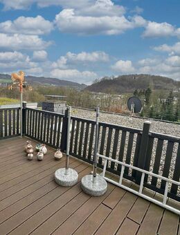 / Diese Fernsicht wartet auf Sie! - Einfamilienhaus mit Dachterrasse auf dem Schreppenberg! - Arnsberg