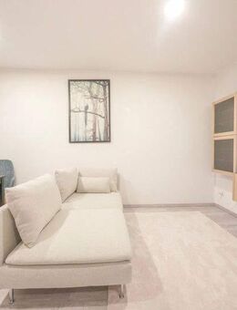 Lichtdurchflutete Wohlfühloase mit neuer Einbauküche und großzügigem Grundriss *Möbliert!* - Weinsberg