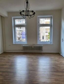 Schöne, helle 4-Zimmer Wohnung in beliebter Lage! - Kiel